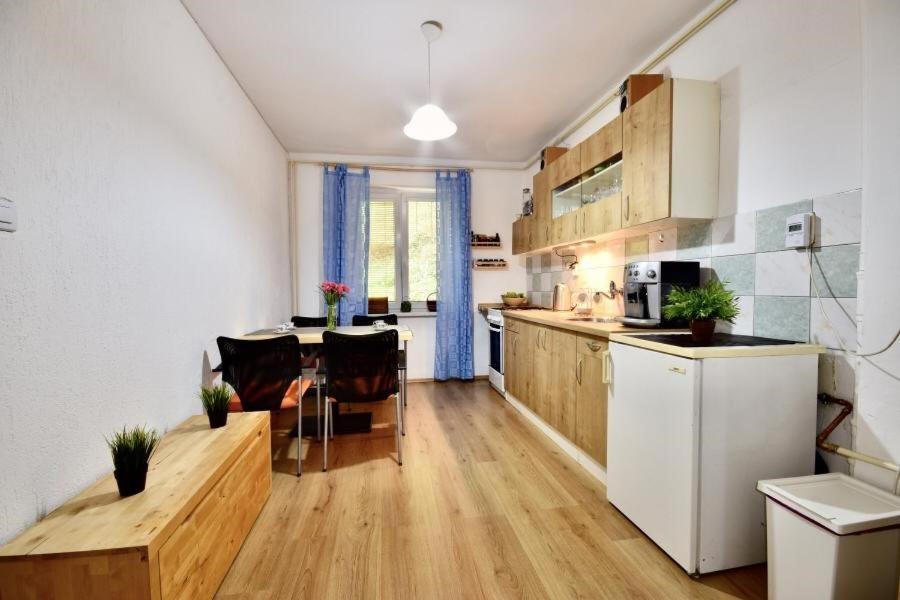 Apartman Jachymov - Klinovec Apartment ภายนอก รูปภาพ